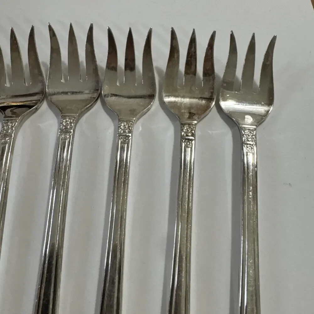 Set of 8 Cocktail Forks - National Silver Co Inauguration Silverplate
